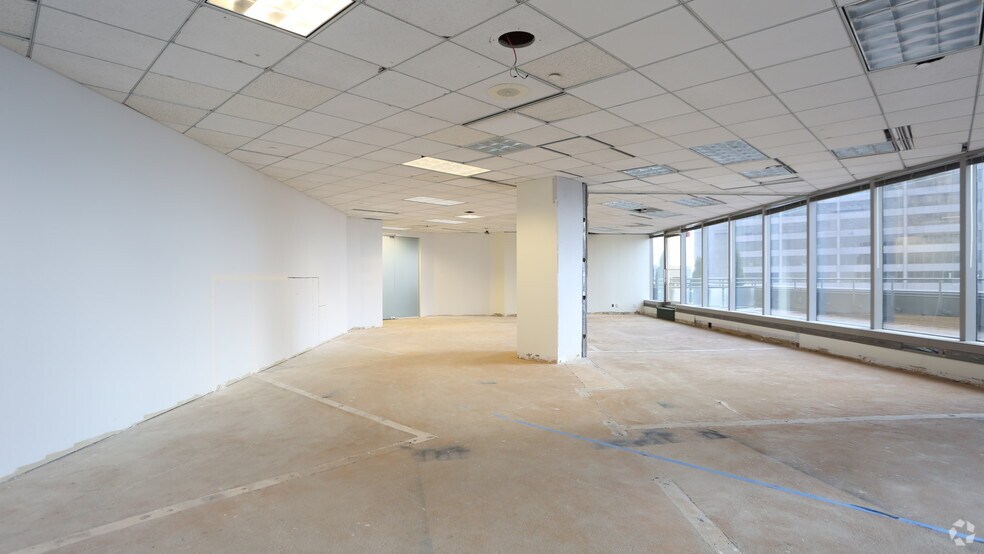 Photo of 24th Floor Ste 2420