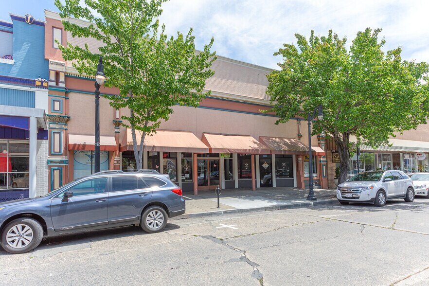 More Photos Of 122 Kentucky St, Petaluma Storefront For Lease