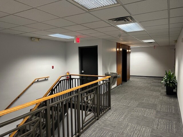 More Photos Of 2985 S Ridge Rd, Green Bay Medical For Lease
