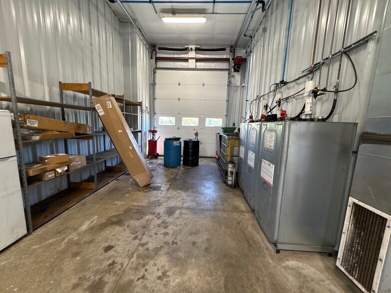 More Photos Of 2206 IFCU Way way, Lafayette Auto Repair For Sale