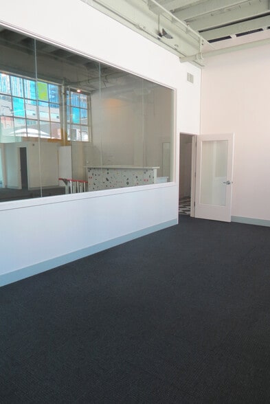 More Photos Of 844-846 Folsom St, San Francisco Flex For Lease