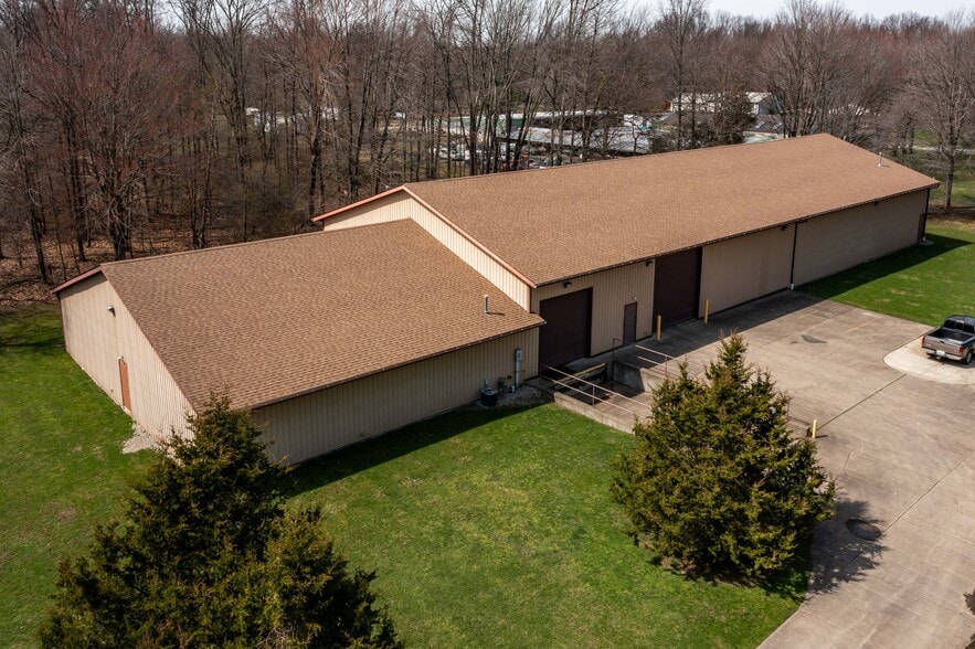 Primary Photo Of 1050 Sunnyside Rd, Vermilion Warehouse For Sale