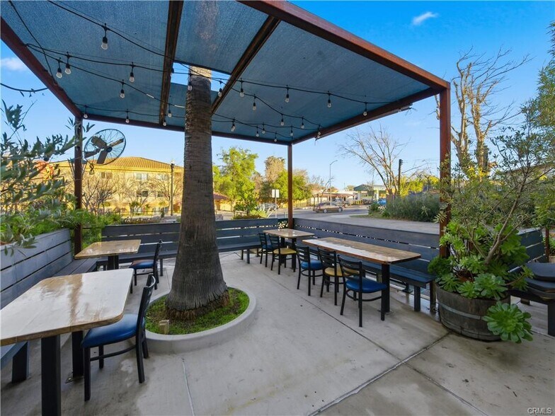 More Photos Of 2927 Spring St, Paso Robles Restaurant For Sale