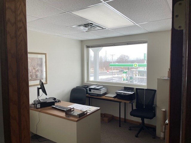 More Photos Of N5696 850th St, Elk Mound Bar For Lease