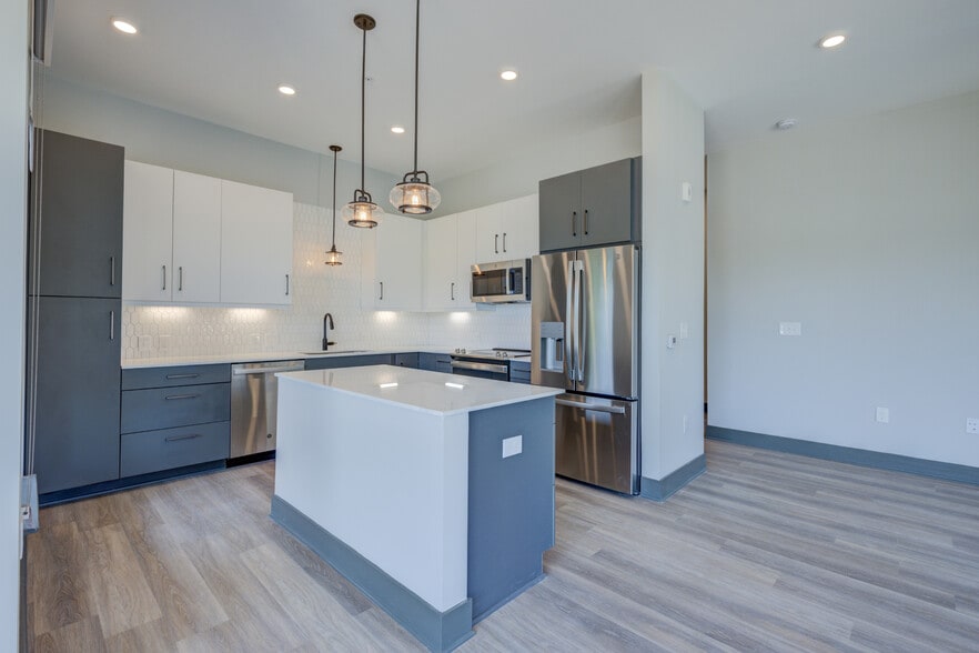 More Photos Of 352 S Walker St, Cary Apartments For Lease