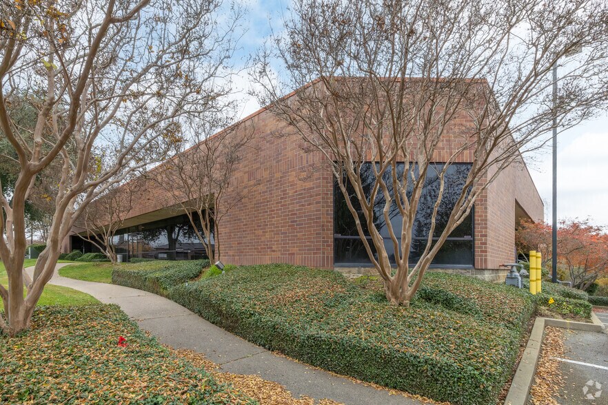 More Photos Of 11231 Gold Express Dr, Gold River Loft Creative Space For Lease