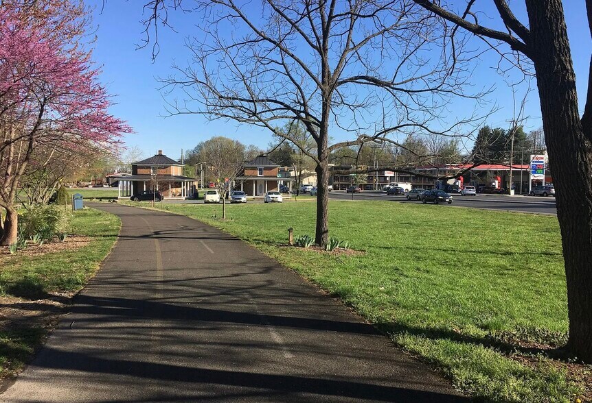 More Photos Of , Front Royal Office For Sale