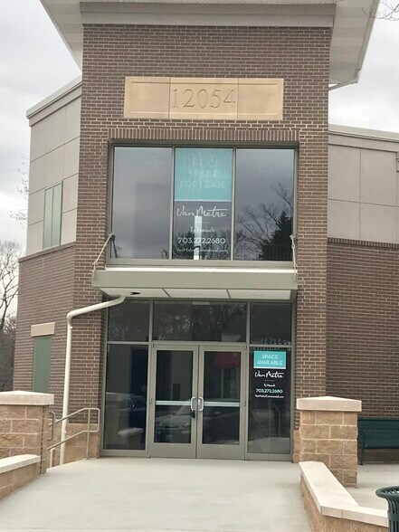 More Photos Of 12054 N Shore Dr, Reston Unknown For Lease