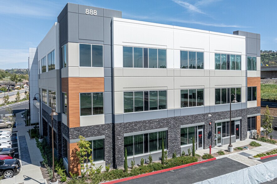 More Photos Of 888 S Brea Canyon Rd, Diamond Bar Medical For Lease