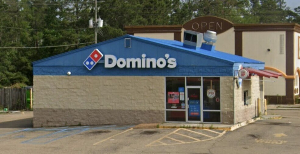 More Photos Of 925 Hwy-98 E, Columbia General Retail For Sale