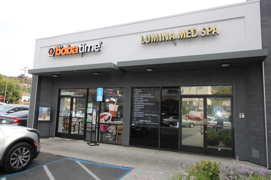 More Photos Of 2060-2064 Verdugo Blvd, Glendale Unknown For Lease