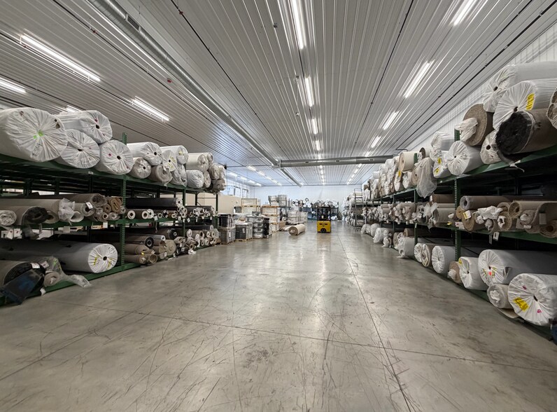 More Photos Of 1008 Wylie Dr, Bloomington Industrial For Sale
