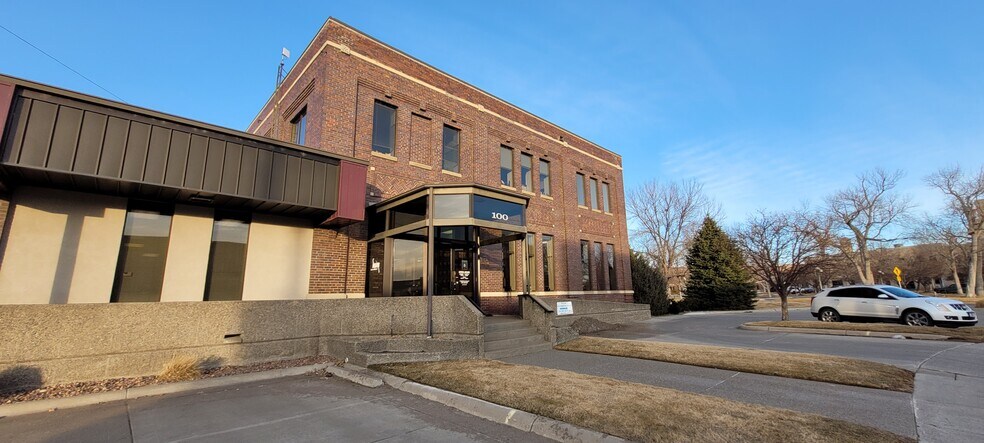 More Photos Of 100 Park Dr S, Great Falls Office For Lease