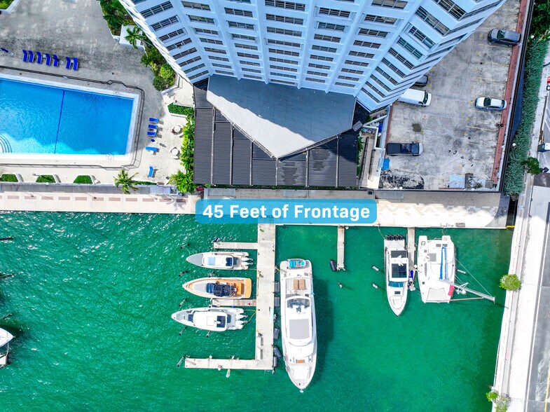 More Photos Of 801 Brickell Bay Dr, Miami Apartments For Lease