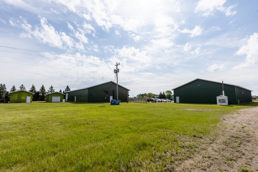 More Photos Of 515 Division St, Rice Warehouse For Sale