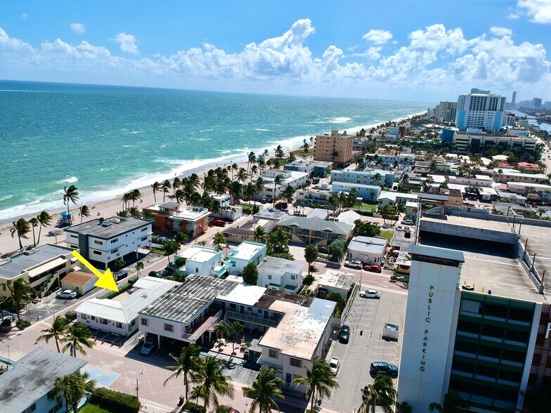 Primary Photo Of 2212 N Surf Rd, Hollywood Specialty For Sale