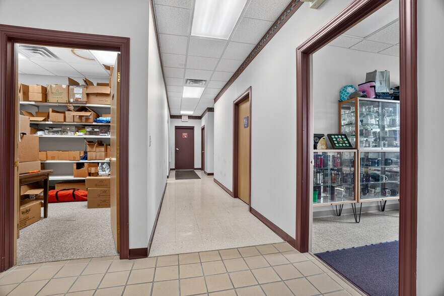 More Photos Of 1695 Joseph Lloyd Pky, Willoughby Warehouse For Sale