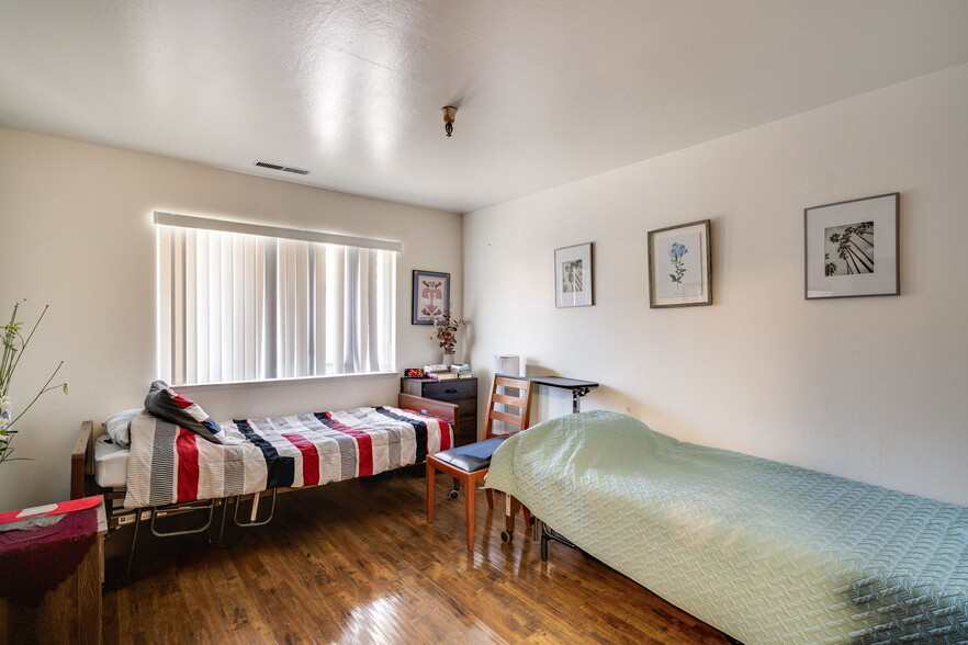 More Photos Of 18905 Standish Ave, Hayward Assisted Living For Sale