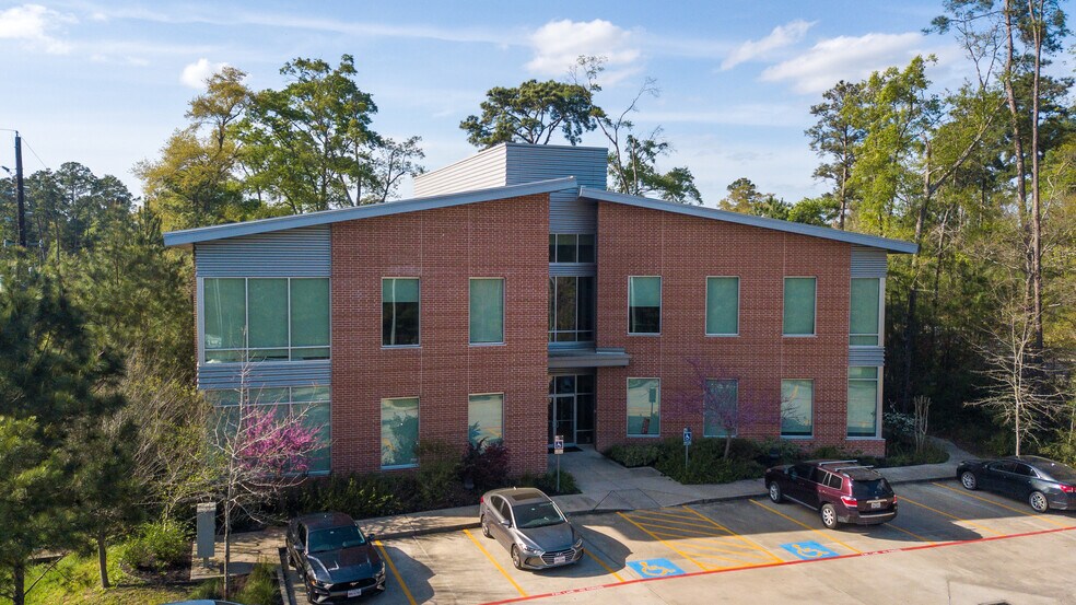 More Photos Of 8350 Ashlane Way, The Woodlands Medical For Lease