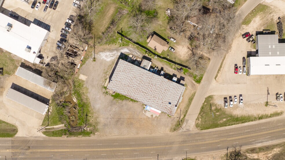 More Photos Of 367 State Highway 155 N, Gilmer Bar For Sale