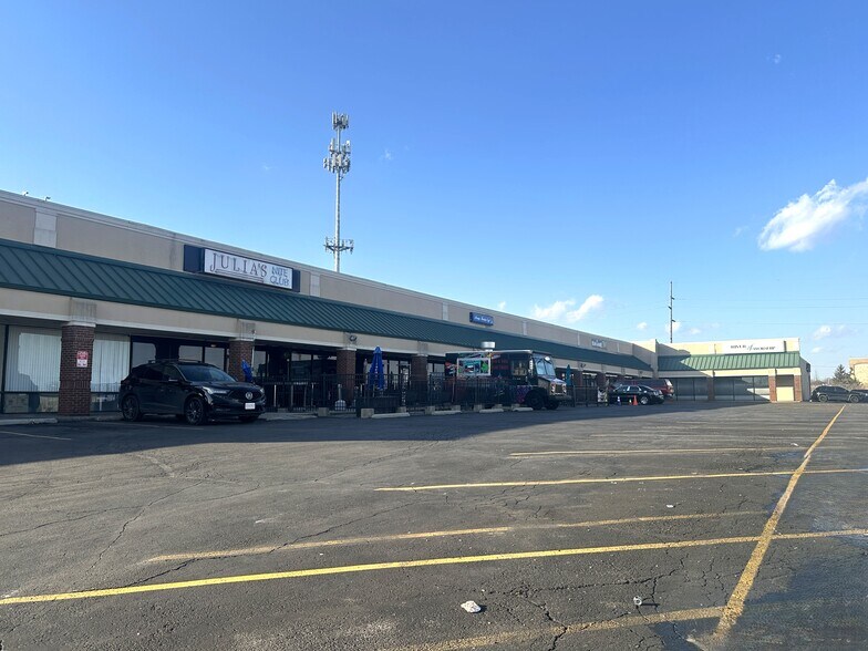 More Photos Of 8935-8947 Kingsridge Rd, Dayton Storefront Retail Office For Sale