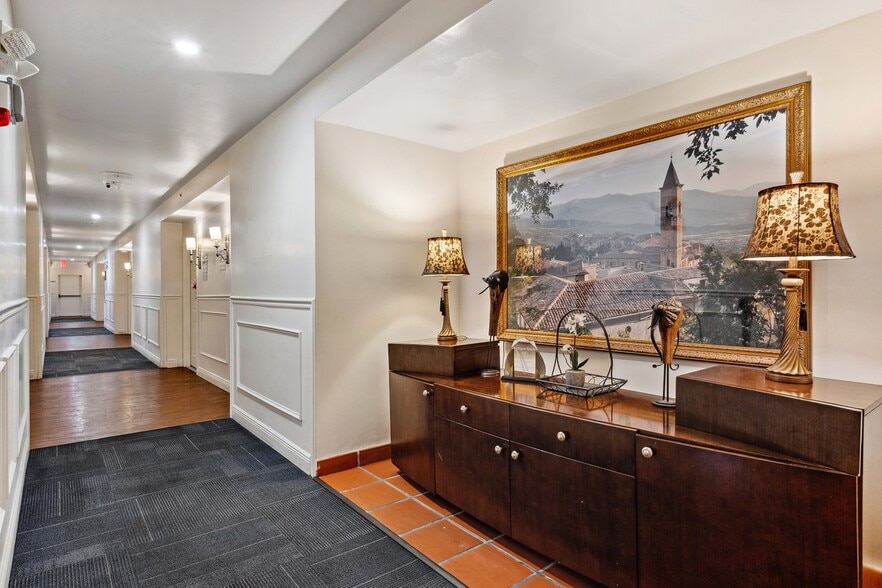 More Photos Of 7051 Seacrest Blvd, Lantana Rehabilitation Center For Sale