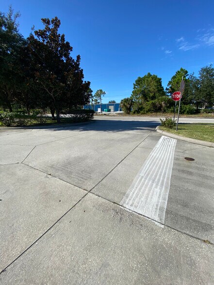 More Photos Of 3143 Skyway Cir, Melbourne Light Manufacturing For Lease