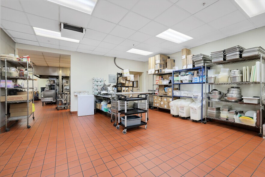 More Photos Of 1005 Stafford Way, Yuba City Restaurant For Sale