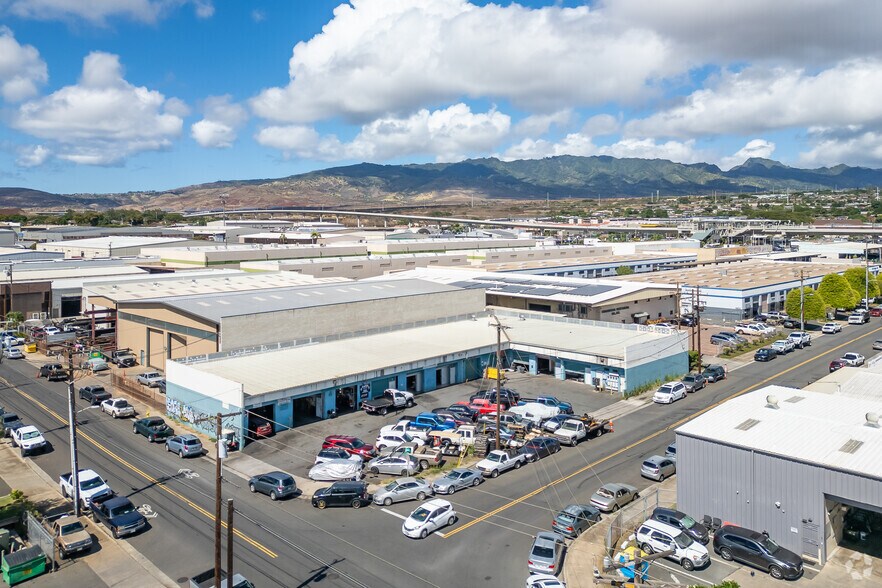 More Photos Of 94-138 Leoleo St, Waipahu Warehouse For Lease