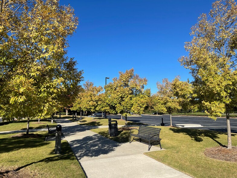 More Photos Of 2600 Corporate Dr, Birmingham Office For Lease