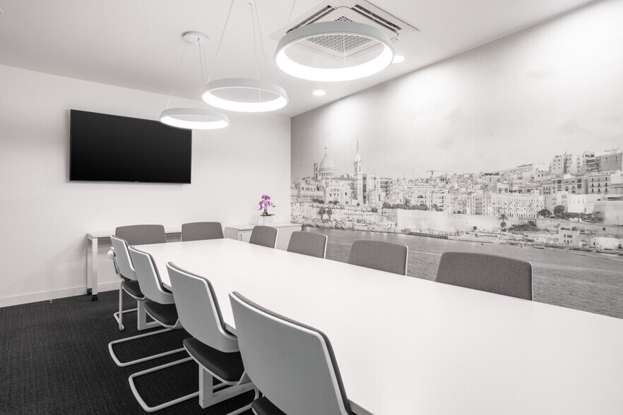 More Photos Of 59-61 King St E, Hamilton Coworking Space