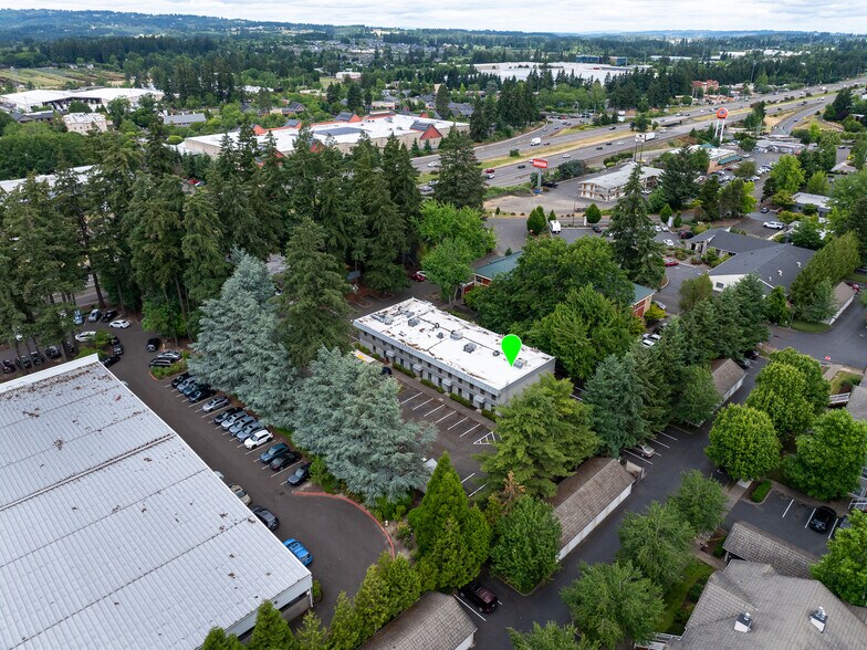 More Photos Of 30470 SW Parkway Ave, Wilsonville Office For Lease