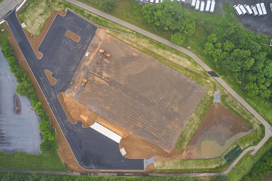 More Photos Of Conroy Pl, Easton Land For Lease