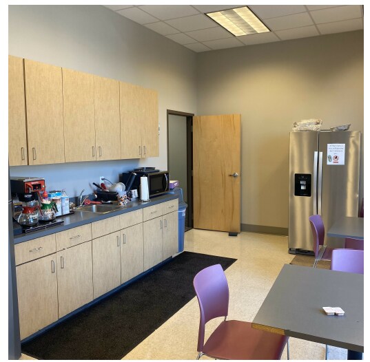 More Photos Of 1045 Downtowner Blvd, Mobile Warehouse For Sale