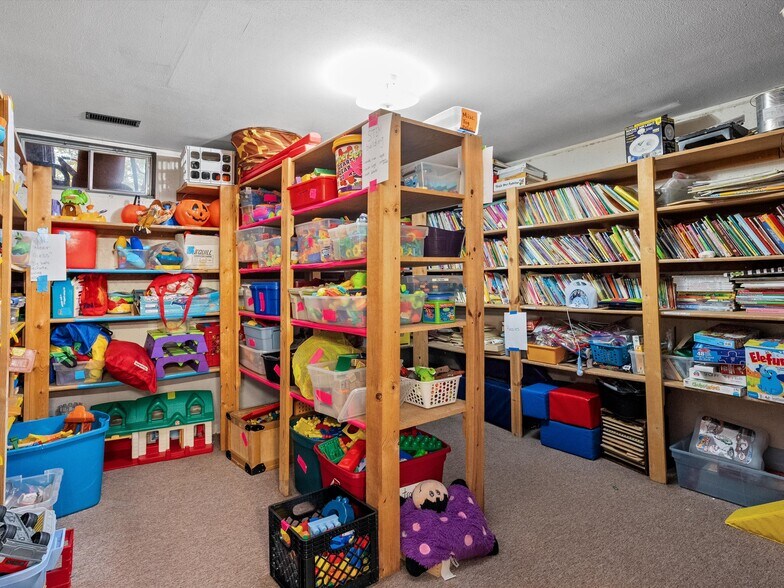 More Photos Of 1017 Laurel St, Marshfield Specialty For Sale