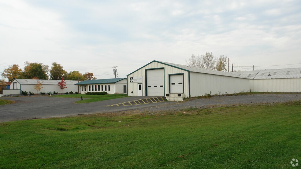 Primary Photo Of 304 W Second St, East Syracuse Warehouse For Lease