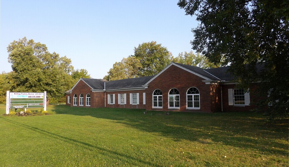 Primary Photo Of 100 Parker Ct, Chardon Office For Lease