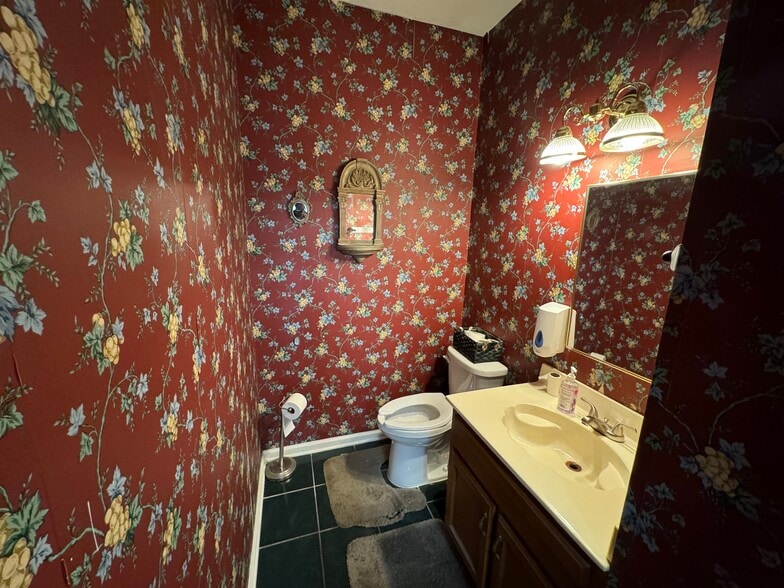 More Photos Of 6920 Oak Forest Dr, Olive Branch Loft Creative Space For Lease