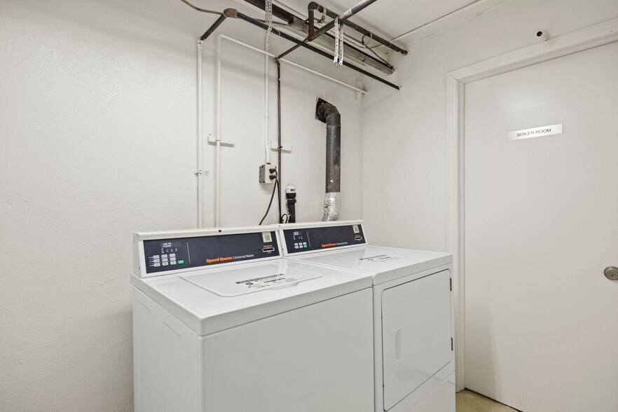 More Photos Of 3525 S Bannock St, Englewood Apartments For Sale