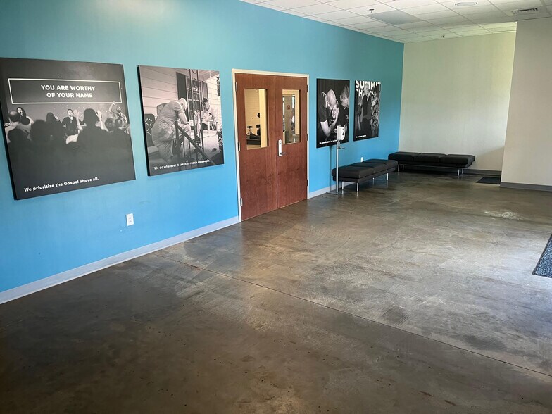 More Photos Of 174 Trollingwood Rd, Haw River Manufacturing For Lease