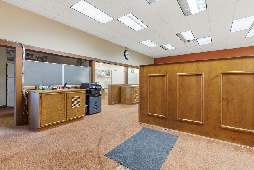 More Photos Of 1025 Central Ave, Tracy Medical For Sale