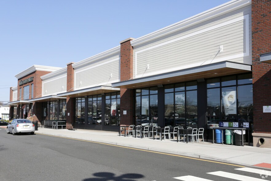 More Photos Of 655-657 Middlesex Ave, Metuchen Unknown For Lease