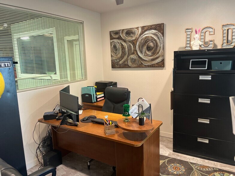 More Photos Of 1805 Cleveland Ave, National City Industrial For Sale