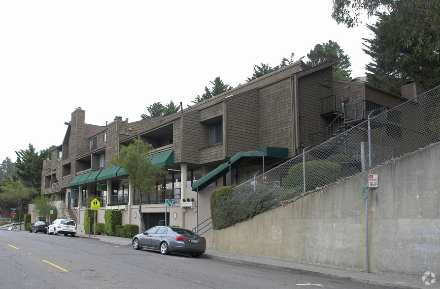 Primary Photo Of 1900 Mountain Blvd, Oakland Office For Sale