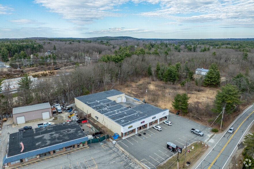 More Photos Of 671 Great Rd, Littleton Storefront Retail Office For Sale
