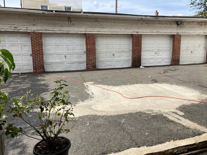 More Photos Of 630-632 N 6th St, Newark Apartments For Sale