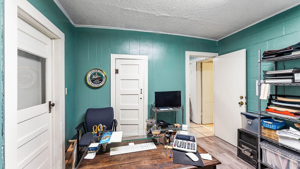 More Photos Of 65 W Main St, Farmington Freestanding For Sale