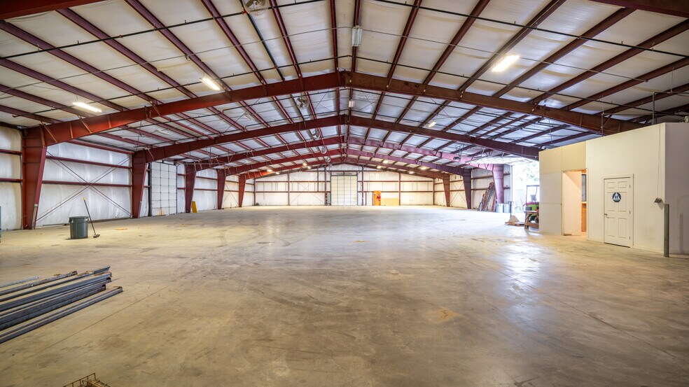 More Photos Of 4770 Occidental Rd, Santa Rosa Light Distribution For Sale