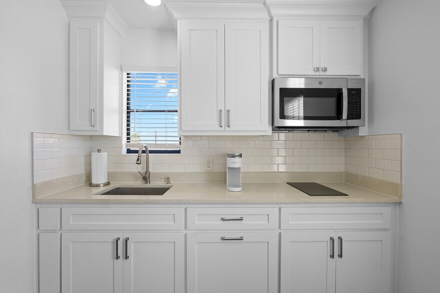 More Photos Of 3701 Seagull Blvd, Corpus Christi Apartments For Sale