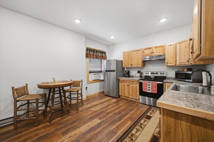 More Photos Of 6275 State Highway 30, Indian Lake Flex For Sale